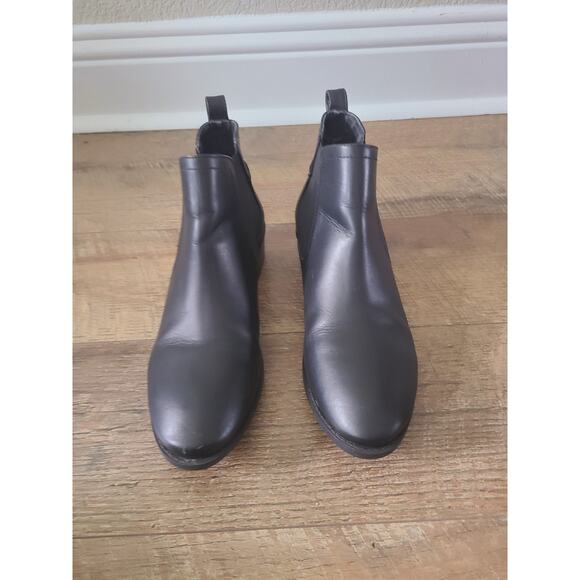 Steve Madden Chelsea Ankle Boots Black Leather Block Heel Size 9 M Pull On Goth - Picture 12 of 14